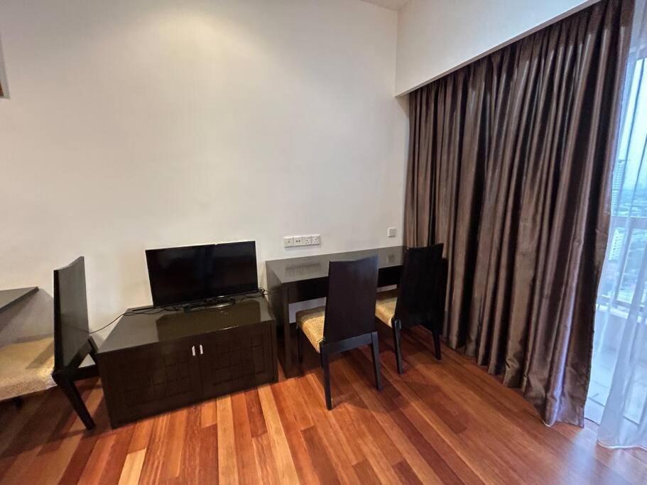 New-Sunwaylagoonfamilysuite-Highest Floor-2-4Pax-Netflix-Balcony-Superfastinternet Petaling Jaya Exterior foto